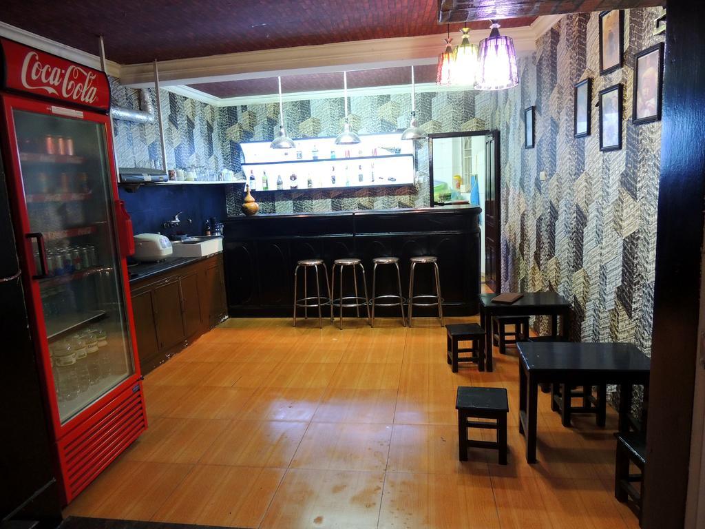 Halong Happy Hostel (Adults Only) Ha Long Bagian luar foto